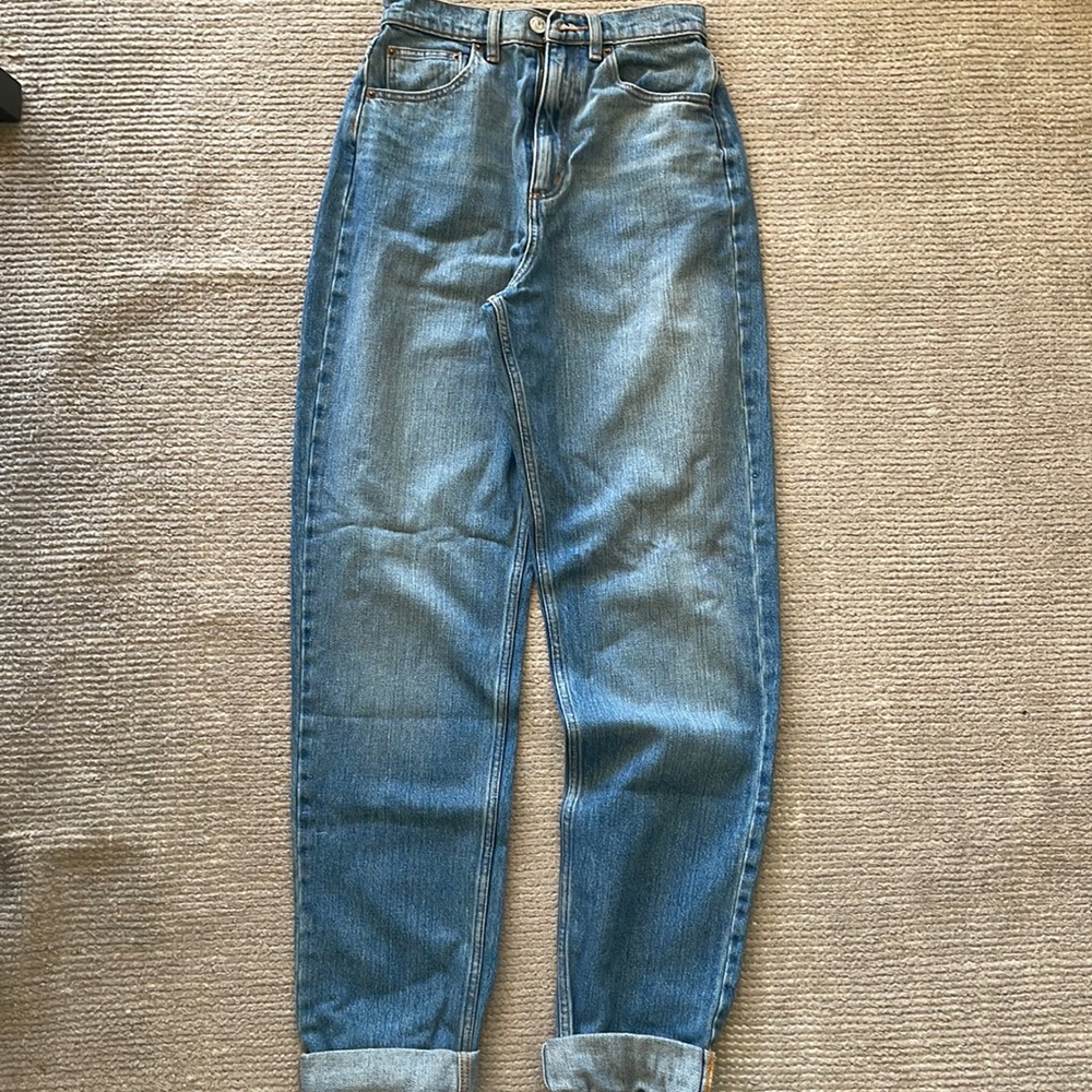 ASOS Design mom jeans 25 Tall like new